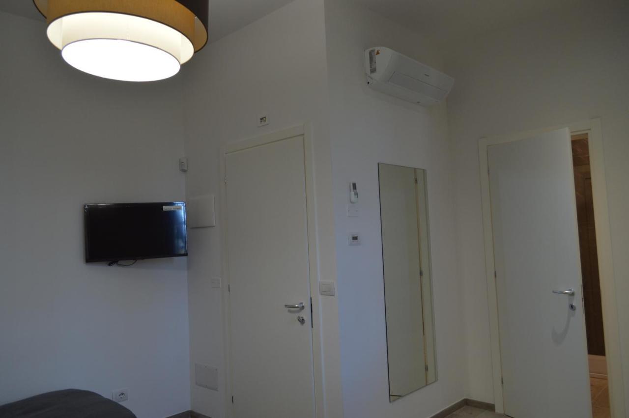 Camere Scandellara 24 Bologna Kültér fotó